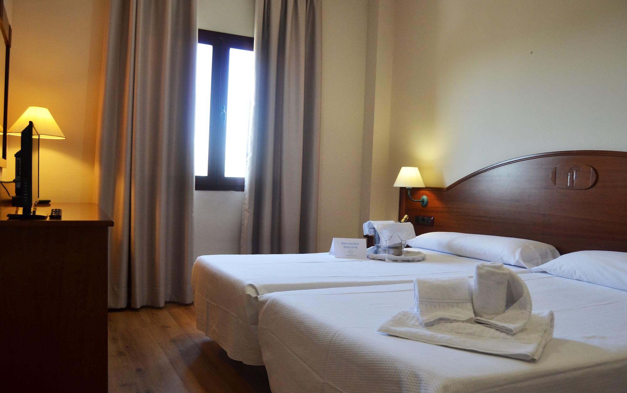 Hotel Reyes Ziries Альболоте Екстер'єр фото