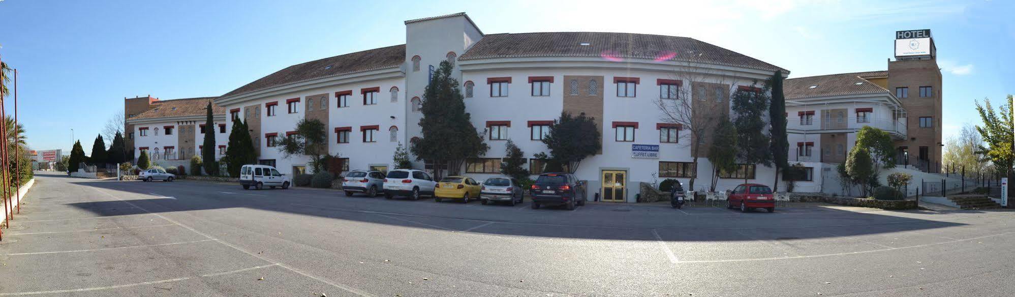 Hotel Reyes Ziries Альболоте Екстер'єр фото